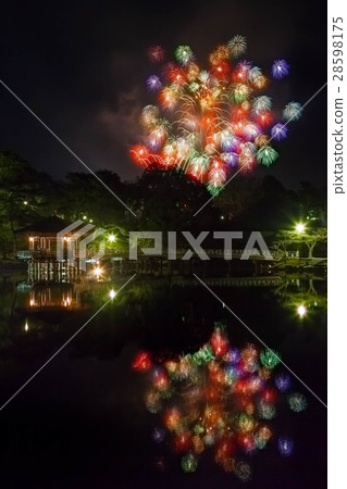 Wakakusayama-yaki's fireworks 28598175