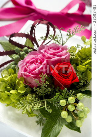 Flower gift 28598483