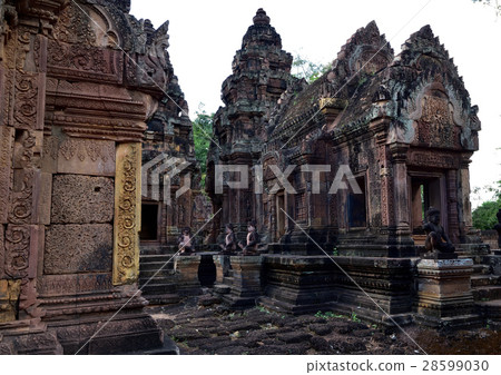 Cambodia Angkor monument point drawing Cambodia Angkor monument point drawing 28599030