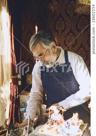 Male portrait 28602554