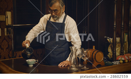 Men who make coffee Men who make coffee 28602559