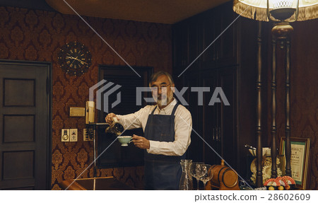 Men who make coffee 28602609