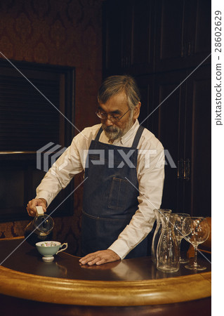 Men who make coffee Men who make coffee 28602629