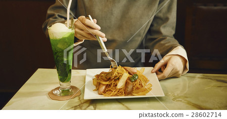 Coffee shop image Coffee shop image 28602714