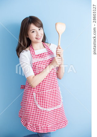 beauty housewife take rice spoon 28603127