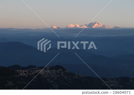 India Darjeeling from Tiger Hill looking for Himalayan mountain range 28604071