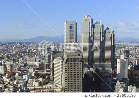 Tokyo · Nishi-Shinjuku High-rise Building Group (Background: Takao-san) 28606156
