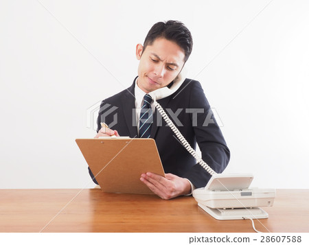 電話困擾的商人 28607588