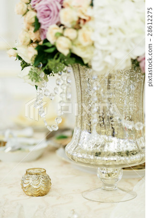 Little golden candleholder stands Little golden candleholder stands 28612275