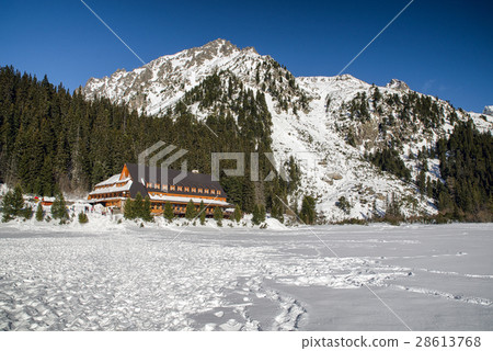 Mountain hotel 28613768