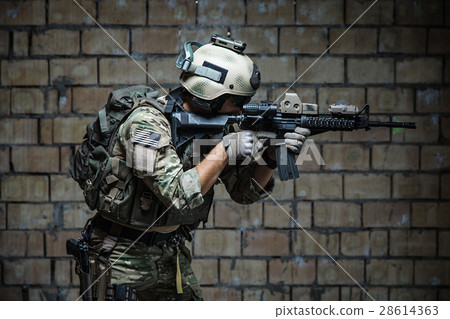 US Army Ranger aiming rifle 28614363