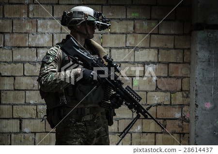 US Army Ranger with machinegun US Army Ranger with machinegun 28614437