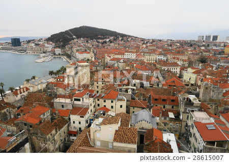 世界遺產戴克里先宮的斯普利特鎮從鐘樓拍攝 28615007