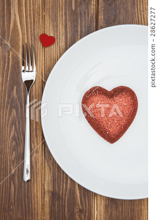Celebrate valentine's day, Heart shape on a plate Celebrate valentine's day, Heart shape on a plate 28627277