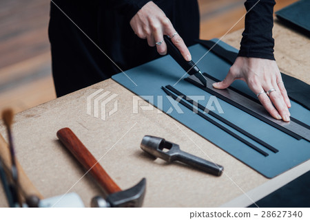 Handmade leather goods Handmade leather goods 28627340