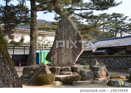 Meiji Restoration Embroiled Stone Monument Meiji Restoration Embroiled Stone Monument 28634848