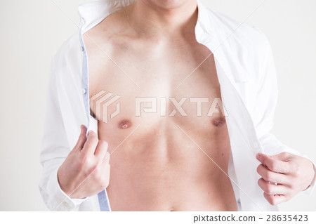 Men's beauty chest 28635423