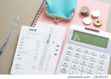 Receipt and calculator 28636161