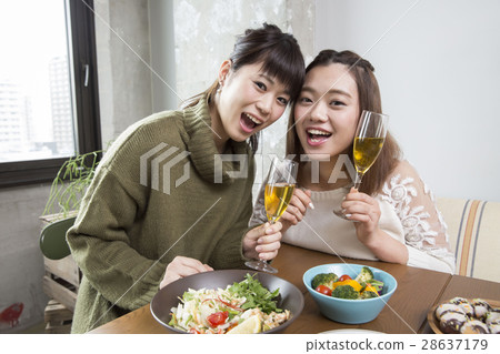 婦女協會肖像 28637179