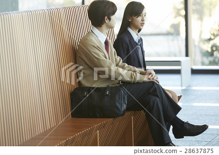 High school student classmate couple High school student classmate couple 28637875