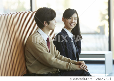 高中同學夫婦 高中同學夫婦 28637891