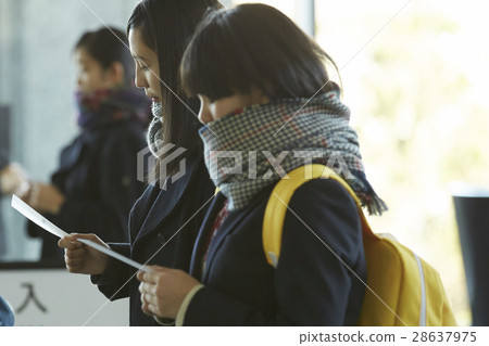 Student who confirms the examination venue examination voucher Student who confirms the examination venue examination voucher 28637975