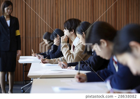 學生參加考試場地考試 28638082
