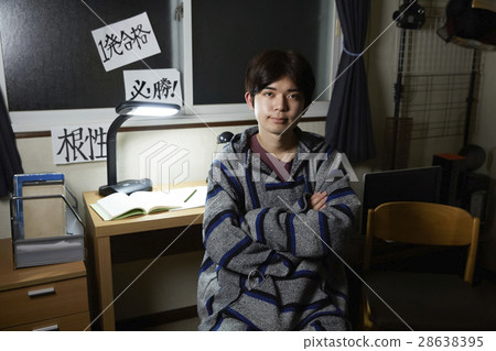 學生準備中學肖像 28638395