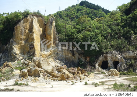 泉山磁場(日本瓷器的原產地) 泉山磁場(日本瓷器的原產地) 28640645