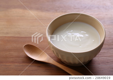 Yogurt Yogurt 28649019