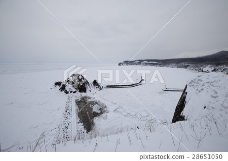 Streets of drift ice Utoro 28651050