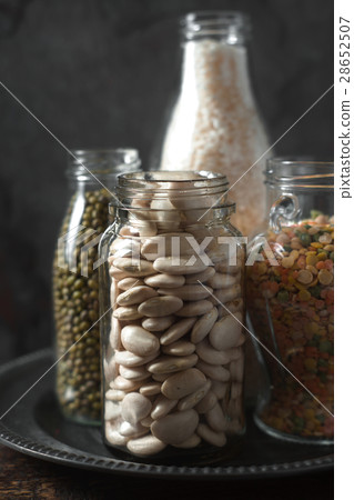 Lentils, white beans, rice in glass bottles 28652507