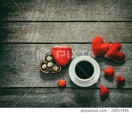 Valentine card with red hearts Valentine card with red hearts 28653466