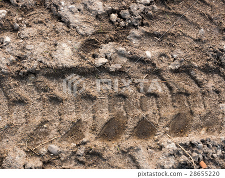 跟踪輪胎痕跡 跟踪輪胎痕跡 28655220