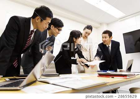 Meeting Presentation Meeting Female Male Team Business Office Businessman 28655629
