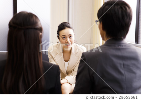 Female business meeting meeting negotiation transaction office young woman businessman male Female business meeting meeting negotiation transaction office young woman businessman male 28655661