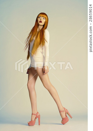 Perfect young woman 28659014