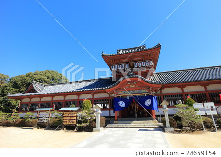 Isa Namba Shrine (Dogo Onsen) Flower Gate 28659154