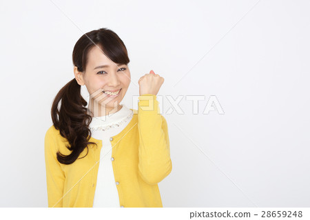 做膽量姿勢的女人 做膽量姿勢的女人 28659248