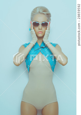 Stylish blonde 28659592