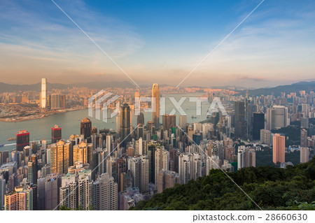 Sunset over Hong Kong city 28660630