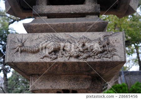 石燈籠龍 28665456