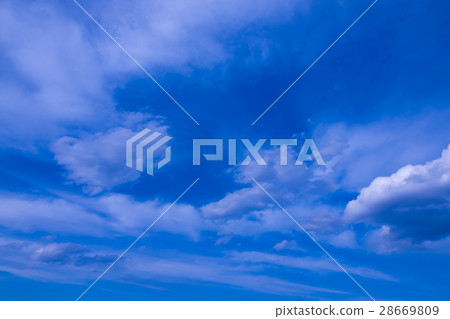 二月的天空和雲彩（3：2） 28669809