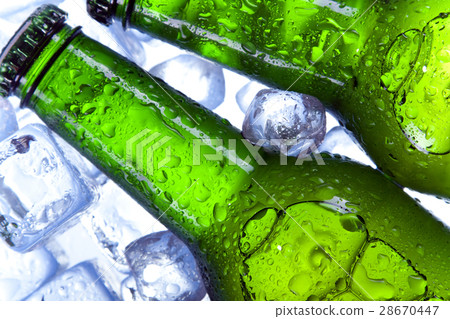 Perfectly chilled beer, in ideal yellow color 28670447