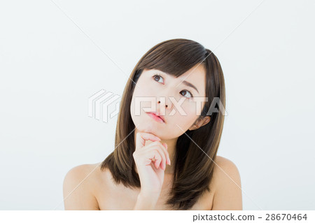 young woman      28670464