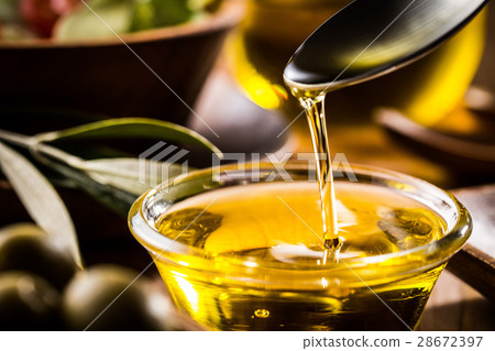 橄欖油 28672397