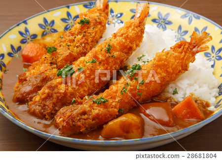 Fried shrimp curry 28681804