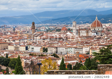 skyline center of Florence city in autumn 28682449
