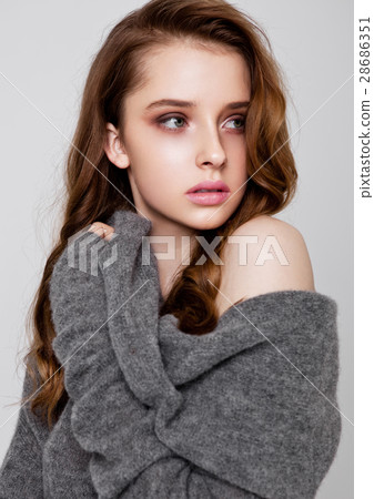 Young beautiful fashion model wearing knitwear Young beautiful fashion model wearing knitwear 28686351