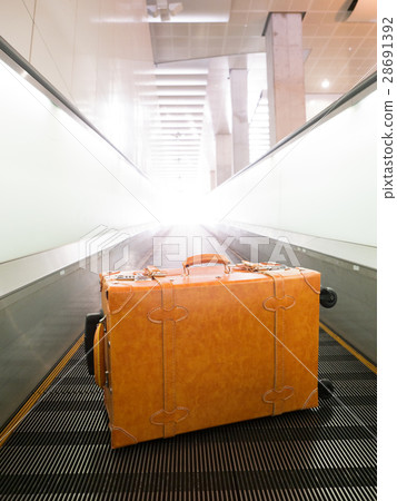 Travel image Travel image 28691392